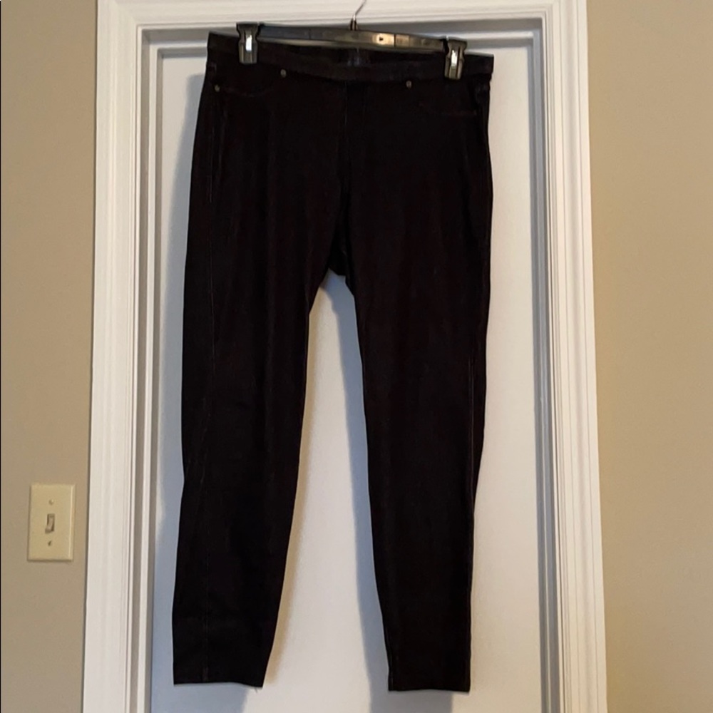 Black jeggings